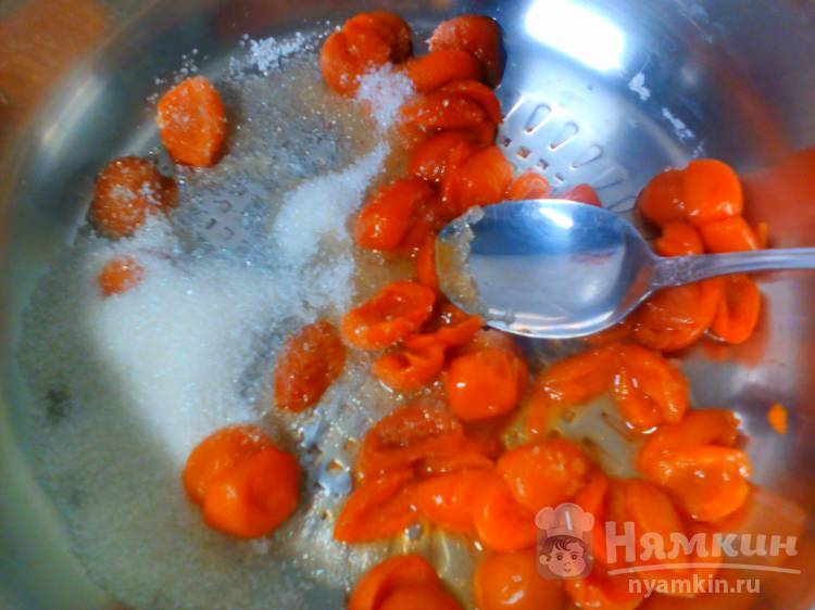 Соус из замороженных абрикосов - фото шаг 2