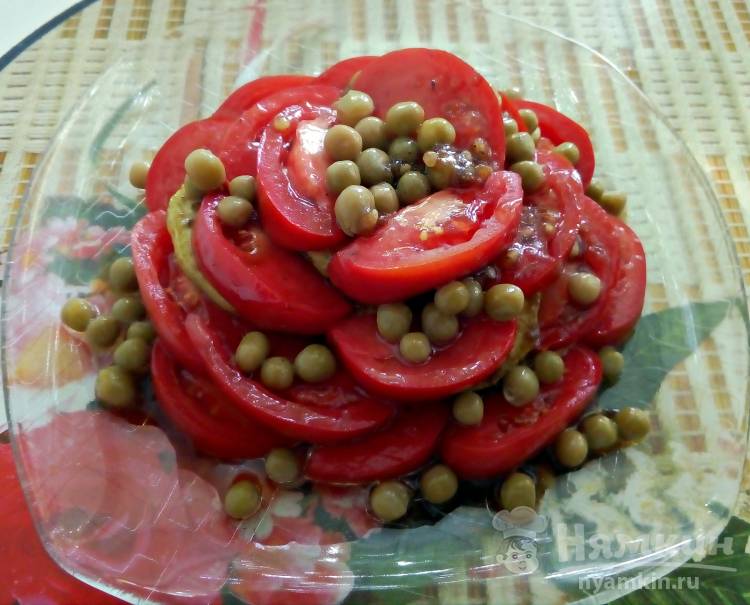Салат Аленький цветочек из кабачков, помидоров и зеленого горошка - фото шаг 5