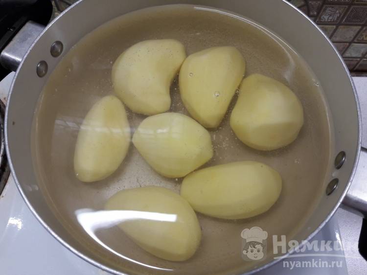 Отварной картофель, запеченный под сыром с майонезом | Фоторецепт с подробным описанием от ростовсэс.рф