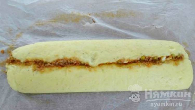 Картофельный рулет с мясом в духовке - фото шаг 7