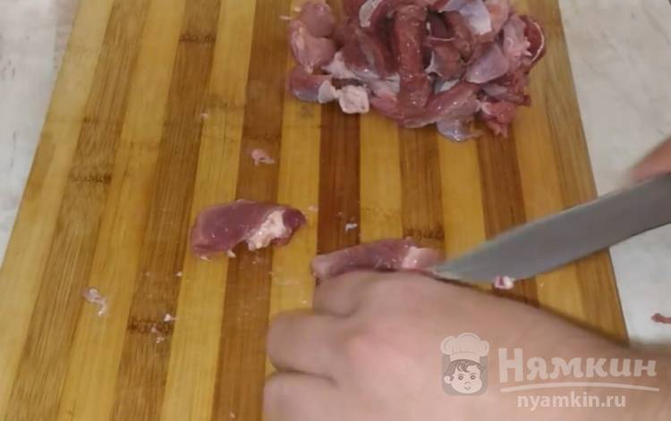 Тушеная свинина с японским белым редисом Дайконのレシピ・作り方 | Happy Recipe