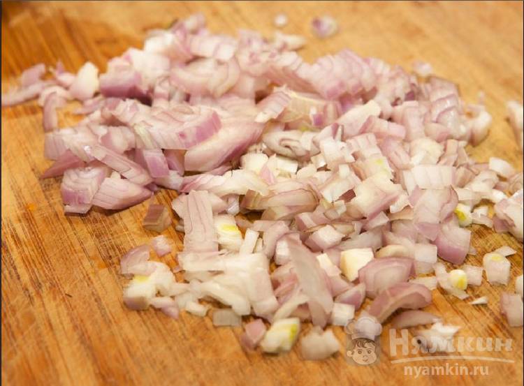 Салат из моркови, грибов и горошка - фото шаг 2