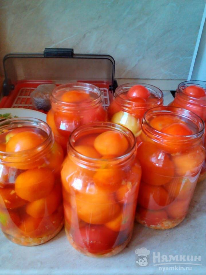 Маринованные помидоры с хреном и чесноком на зиму - фото шаг 5
