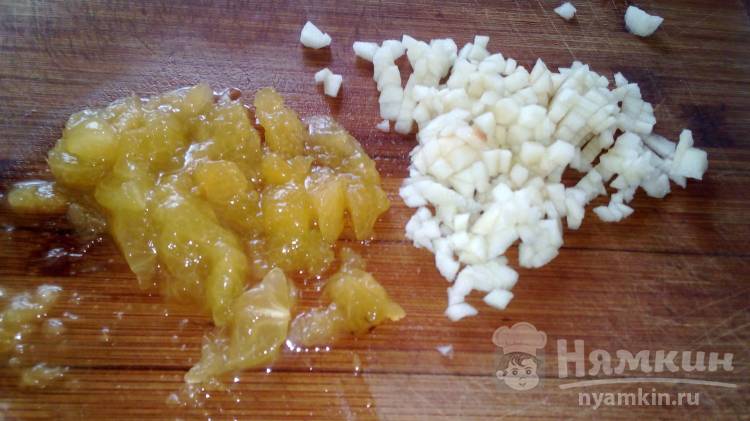 Рисовая каша с яблоком и сливами для детей - фото шаг 4