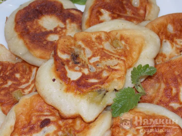 Дрожжевые оладьи с рисовой мукой и киви - фото шаг 6