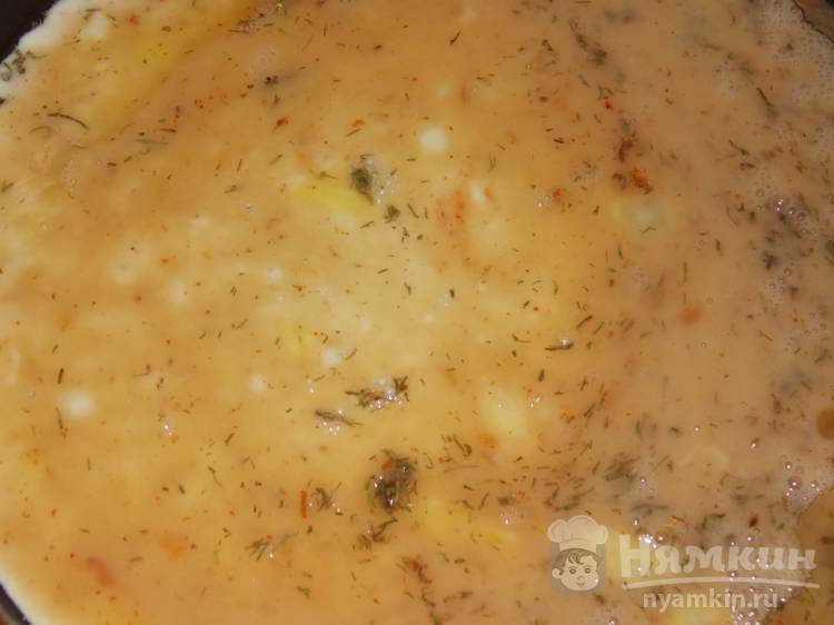 Яичница с кетчупом и соевым соусом - фото шаг 5