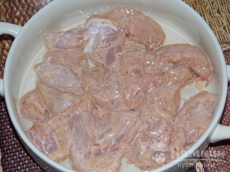 Нежная куриная грудка в духовке - фото шаг 5
