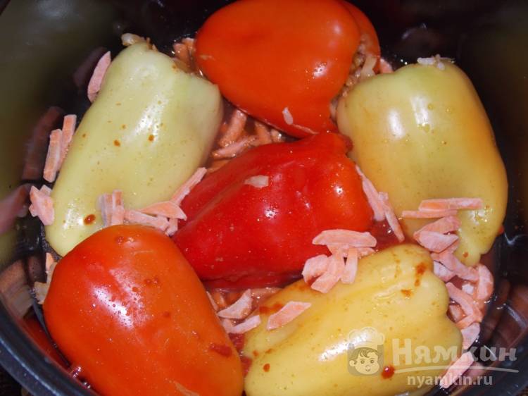 Фаршированный перец с кукурузой в мультиварке - фото шаг 5