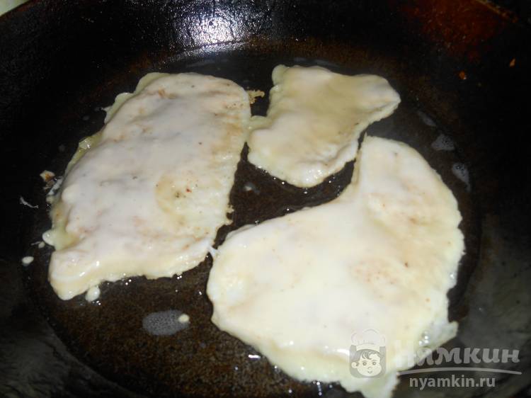 Отбивные в кляре из куриного филе на сковороде - фото шаг 3