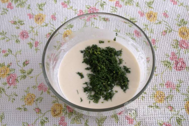 Зеленый кляр для мяса, овощей и рыбы - фото шаг 6