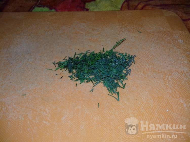 Жареные пельмени с соевым соусом и свежим укропом  - фото шаг 3