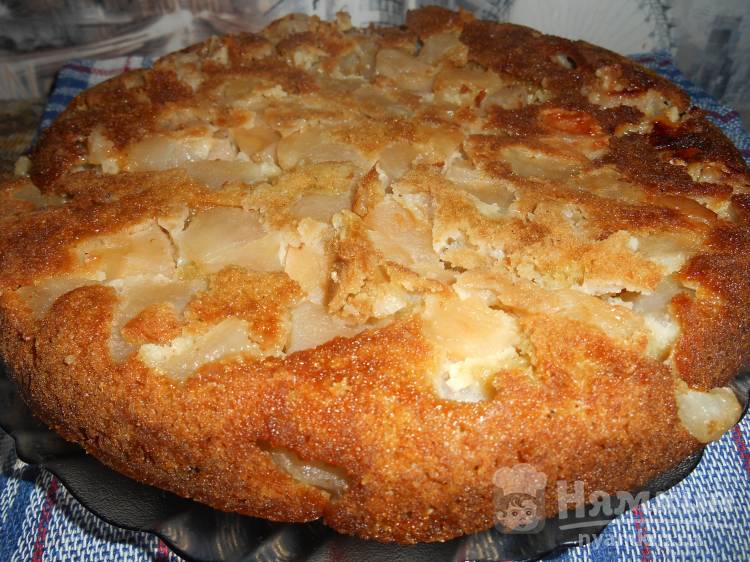 Шарлотка с яблоками - фото шаг 7