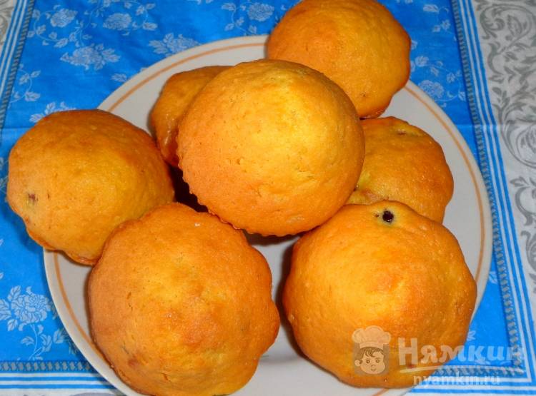 Маффины с черной смородиной - фото шаг 6