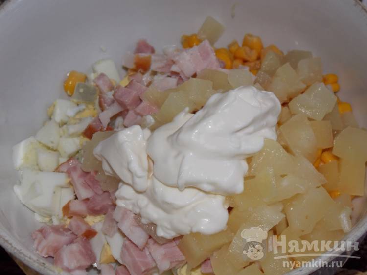 Салат с ананасом и кукурузой - фото шаг 5