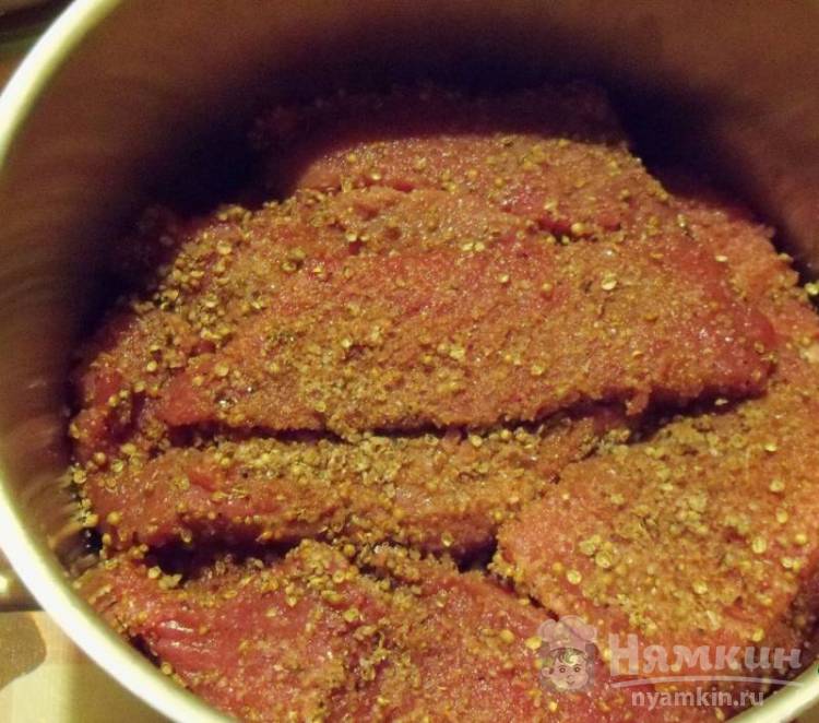 Домашняя колбаса из вяленого мяса - фото шаг 1