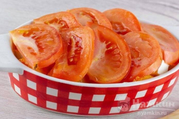 Тыква с брынзой и помидорами в духовке - фото шаг 6