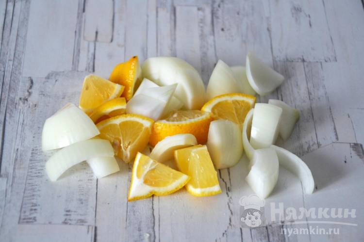 Что приготовить на ужин: рецепт курицы фаршированной яблоками и лимоном