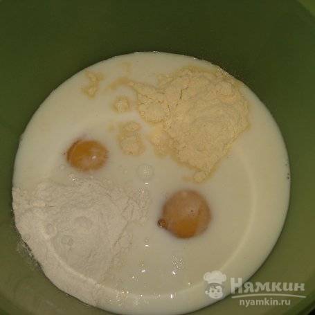 Блины с творогом и бананом - фото шаг 4