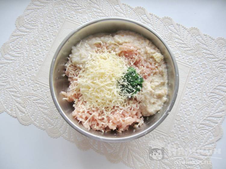 Куриные котлеты с сыром и шпинатом - фото шаг 4
