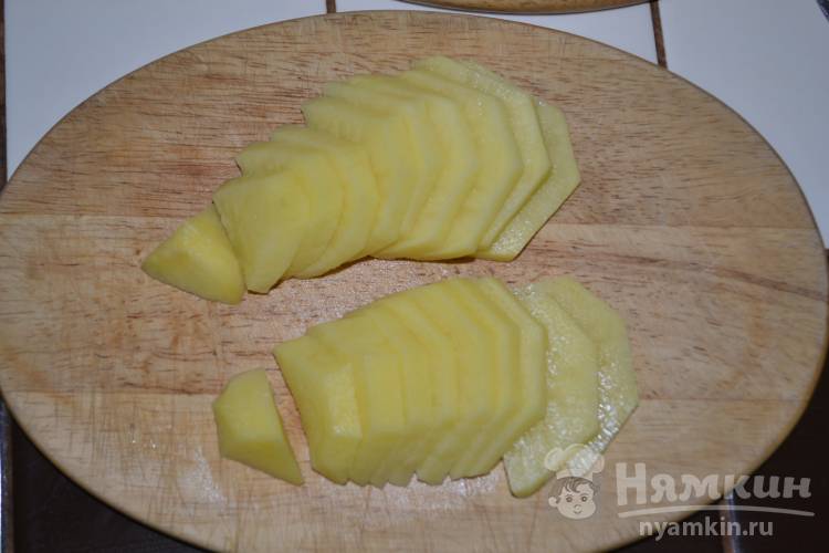 Картошка с мясом и овощами в духовке - фото шаг 4