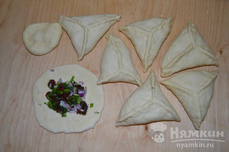 Самса из рубленного мяса и дрожжевого теста - фото шаг 7