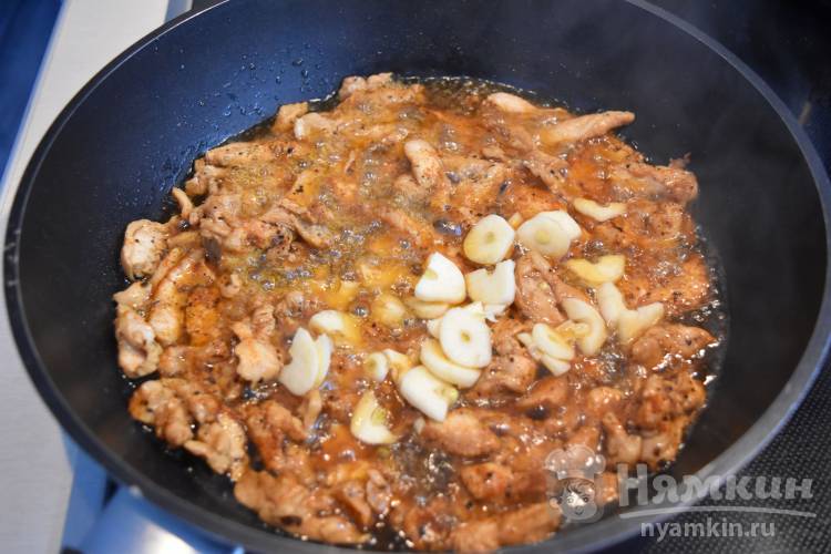 Острое мясо с овощами и кунжутом - фото шаг 10