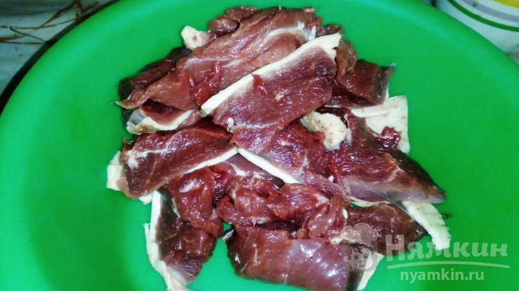 Нежные котлеты из мяса индоутки - фото шаг 1
