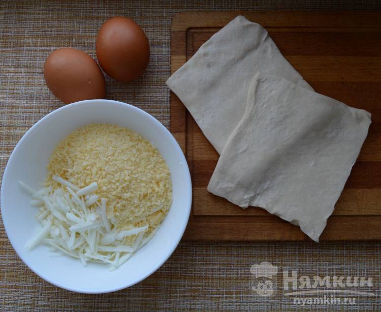 Хачапури с сыром из слоеного теста - фото шаг 1