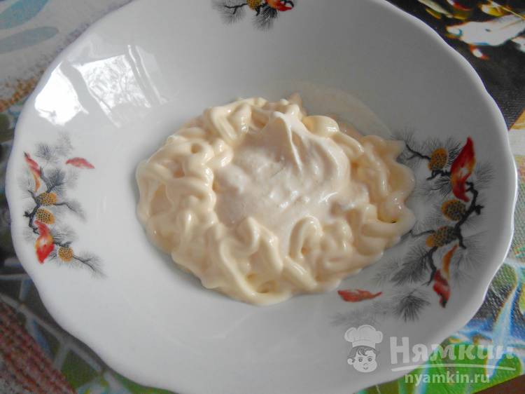 Соус укропный с огурчиками на основе сметаны с чесноком - фото шаг 1