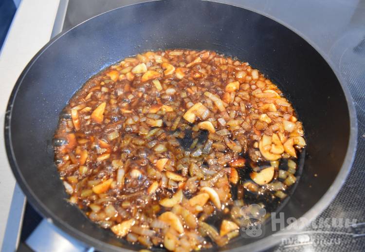 Лапша WOK без мяса по-домашнему - фото шаг 6