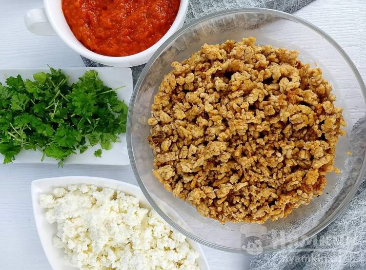 Ракушки фаршированные мясным фаршем в соусе - фото шаг 3