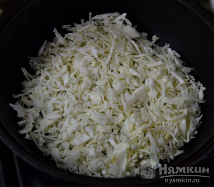 Блинчики фаршированные мясом и капустой - фото шаг 3