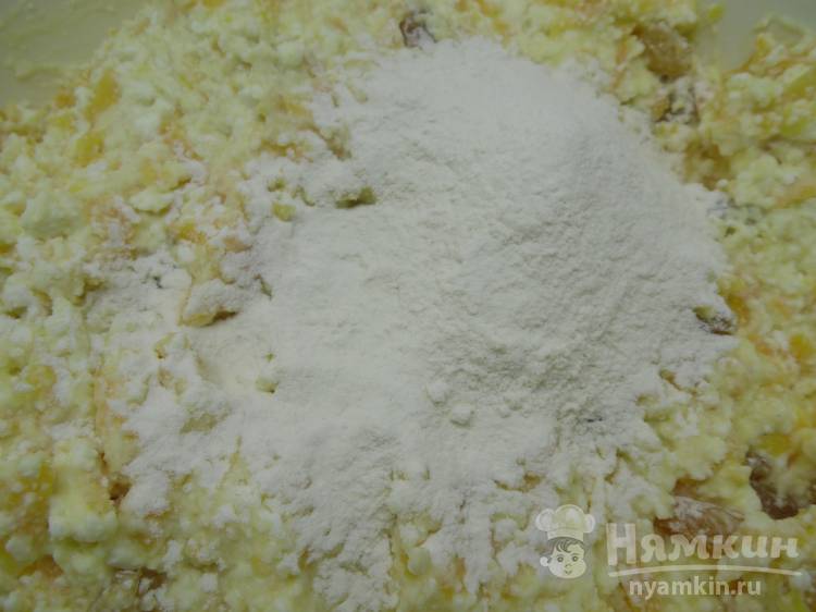 Сырники с тыквой и изюмом - фото шаг 3