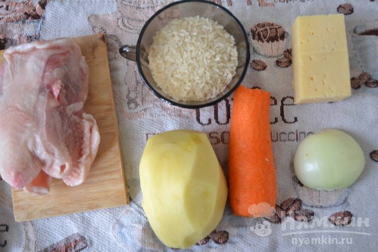 Куриный суп с сыром - фото шаг 1