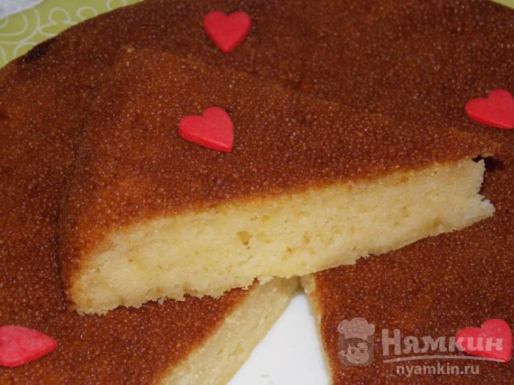 Кекс на молоке с манкой и яблоком в мультиварке - фото шаг 6