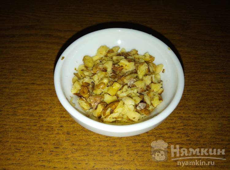 Кукурузная каша с молоком и грецким орехом  - фото шаг 3