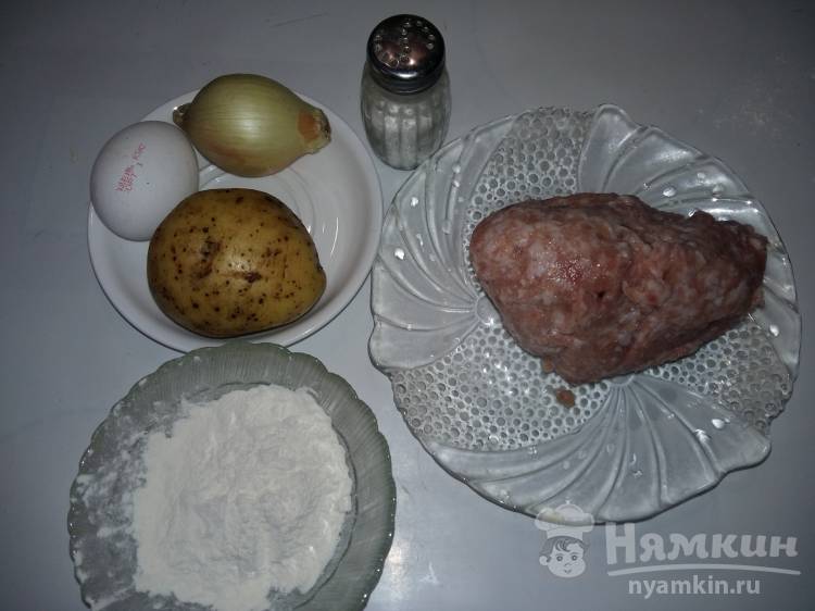 Котлеты с куриного фарша и картофелем на пару - фото шаг 1