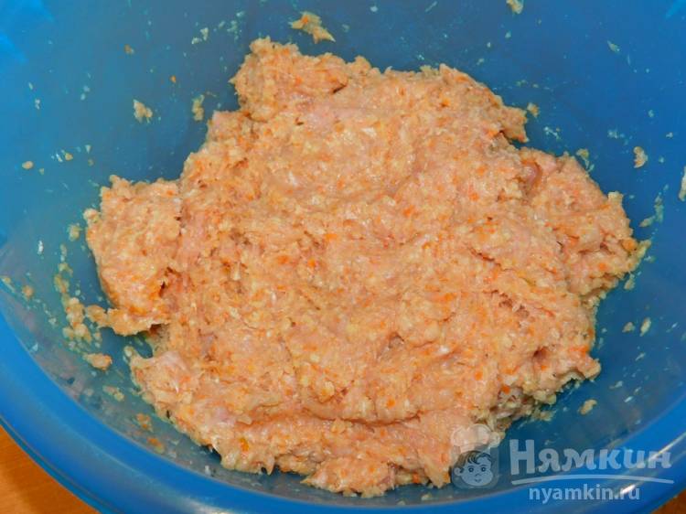 Домашние котлеты из свино-куриного фарша - фото шаг 2