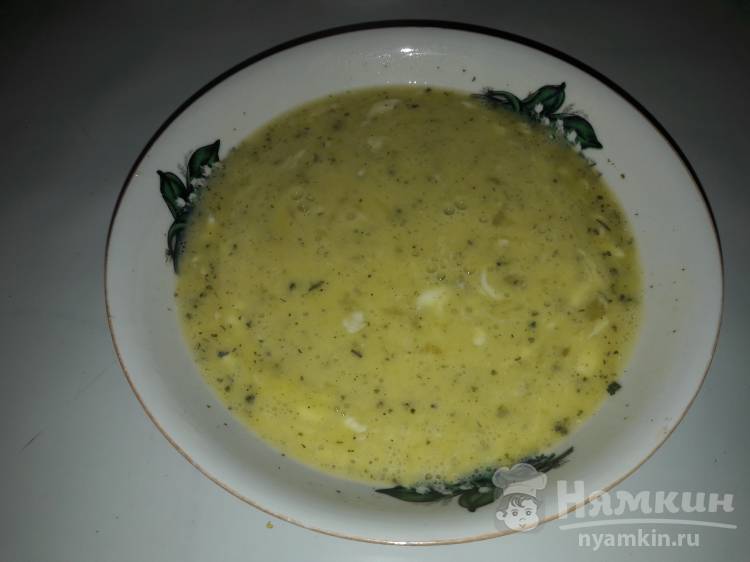 Диетический омлет из сметаны в пакете - фото шаг 2