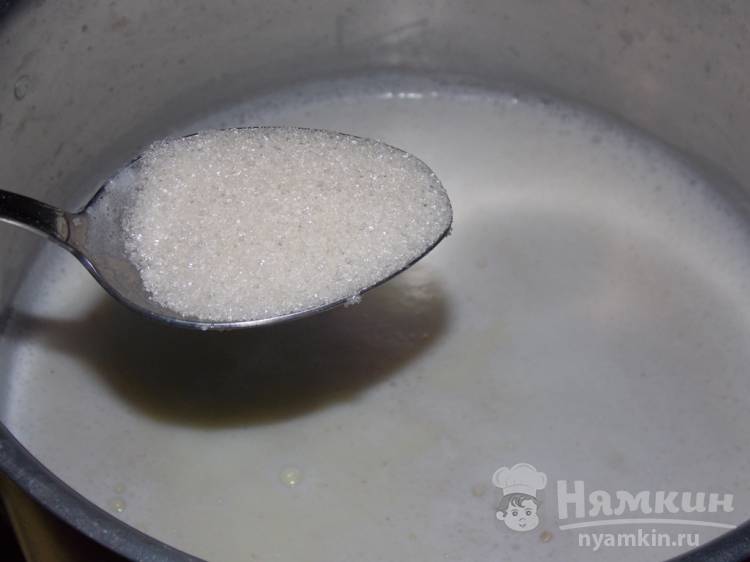 Манная каша на молоке и воде - фото шаг 3