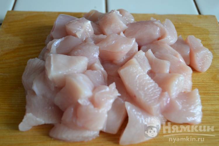 Спагетти с курицей на сковородке - фото шаг 5