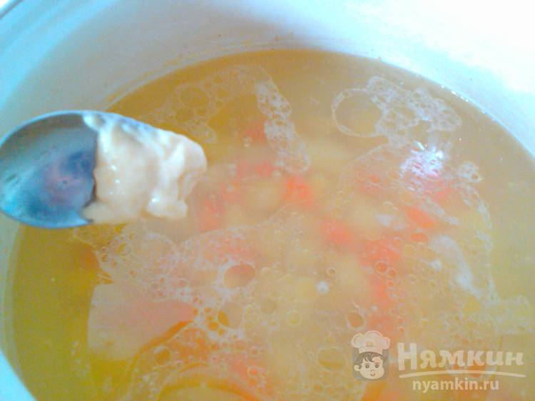 Суп без мяса с клёцками и овощами на скорую руку