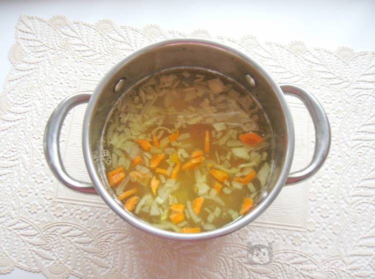 Суп с фрикадельками и пшённой крупой
