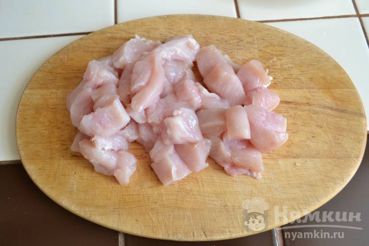 Быстрые макароны с куриным филе на сковородке - фото шаг 2