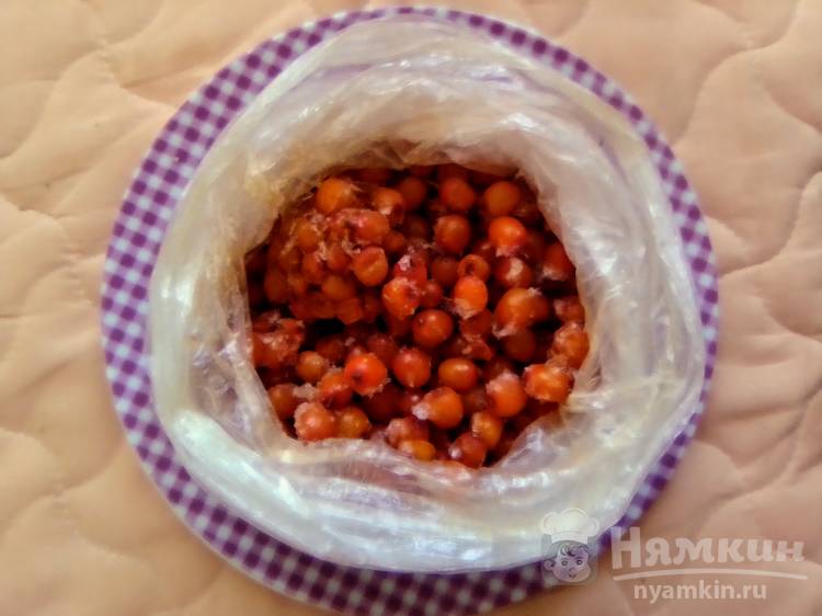 Компот из облепихи - фото шаг 1