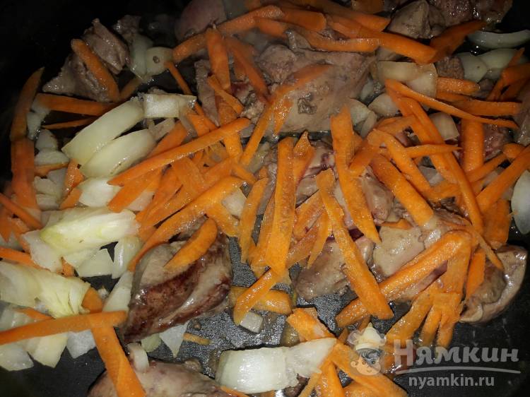 Суп с лапшой и куриной печенью - фото шаг 4
