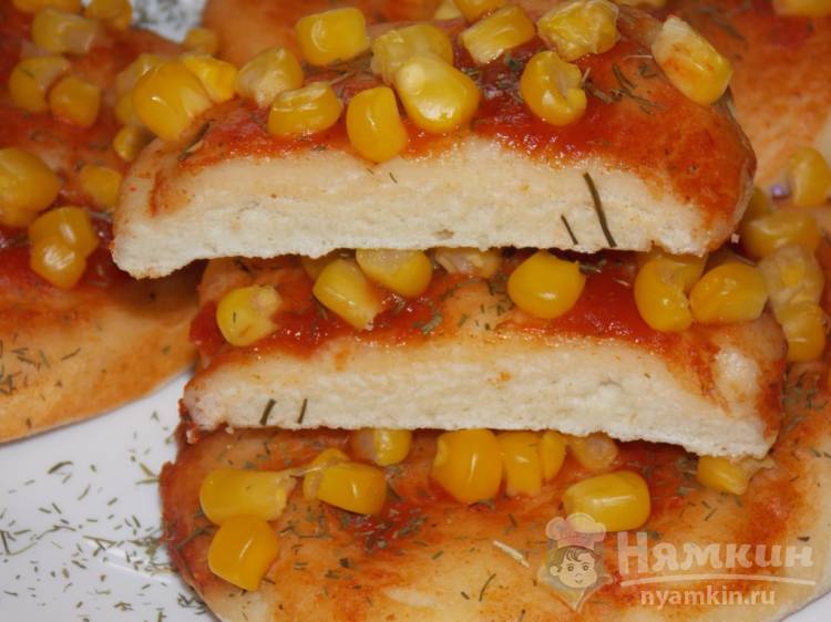 Лепешки с кукурузой и томатным кетчупом в духовке - фото шаг 4