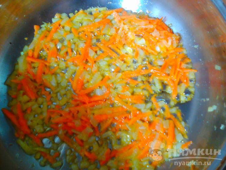 Суп картофельный с фаршем и солёными огурцами - фото шаг 7