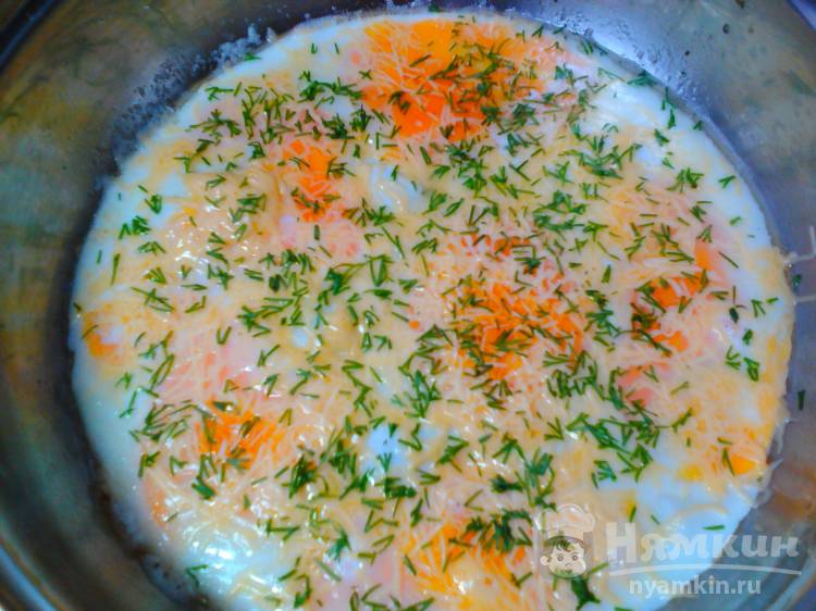 Яичница на сливочном масле с сыром и укропом - фото шаг 4