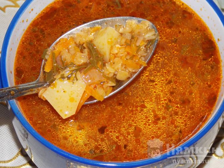 Томатный суп с красной чечевицей и зеленью в мультиварке - фото шаг 7